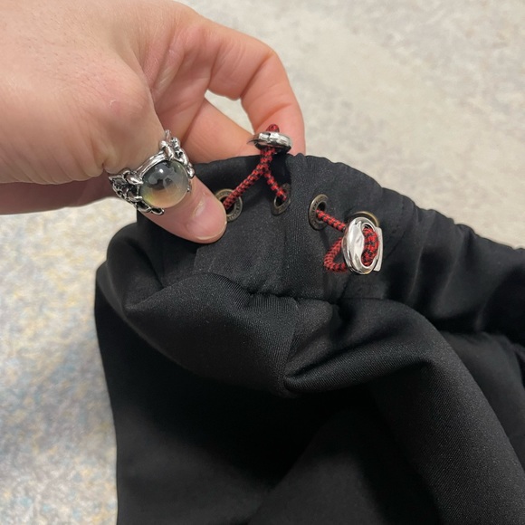 EUC Men’s Size Small (28” X 29”) Supply & Demand NYC Drawstring Jogger Pants - Picture 6 of 9